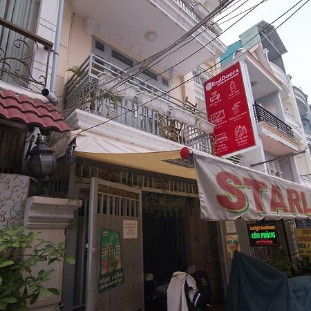 ホテル Reddoorz Near Khu Che Xuat Tan Thuan 2 ホーチミン市 エクステリア 写真