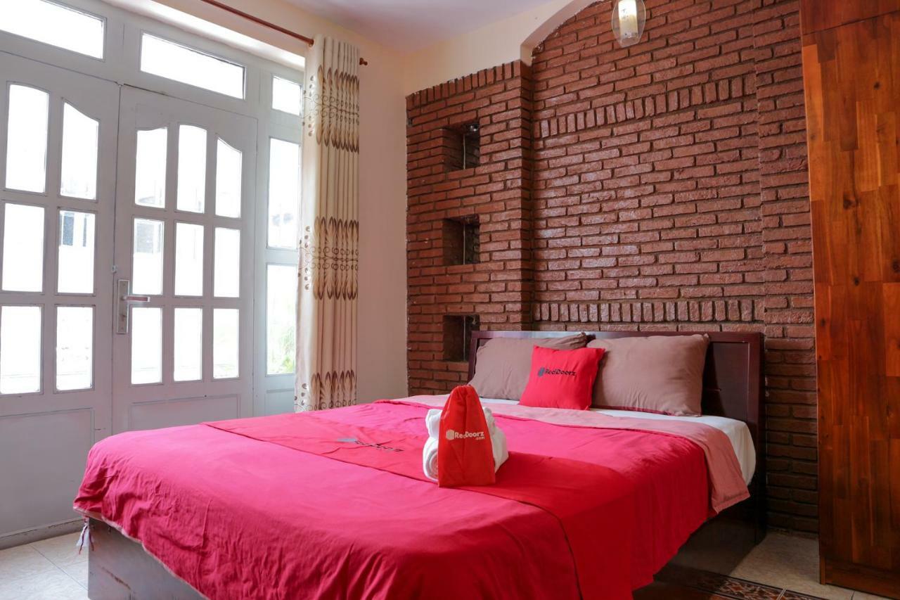 ホテル Reddoorz Near Khu Che Xuat Tan Thuan 2 ホーチミン市 エクステリア 写真