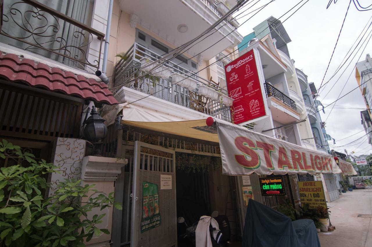 ホテル Reddoorz Near Khu Che Xuat Tan Thuan 2 ホーチミン市 エクステリア 写真